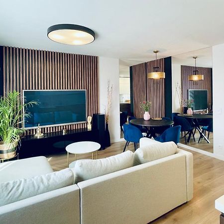 Apartament Kolobrzeg Appartamento Esterno foto